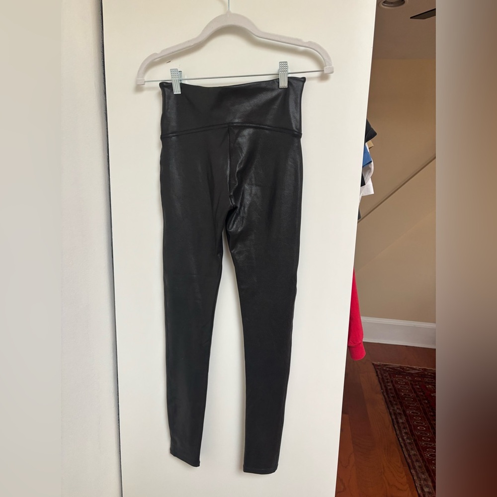 SPANX Black faux leather Shaping Leggings - Picture 4 of 4